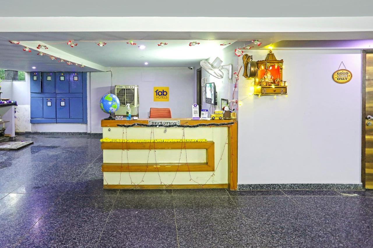 Fabhotel White House Bnb - Nr Yashobhoomi Convention Centre Δελχί Εξωτερικό φωτογραφία