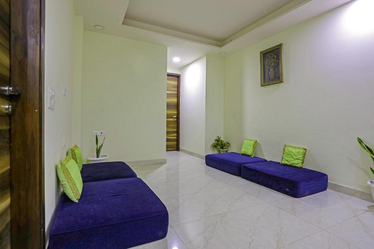 Fabhotel White House Bnb - Nr Yashobhoomi Convention Centre Δελχί Εξωτερικό φωτογραφία