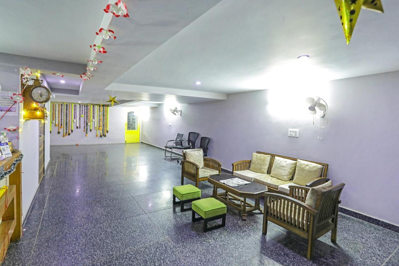 Fabhotel White House Bnb - Nr Yashobhoomi Convention Centre Δελχί Εξωτερικό φωτογραφία